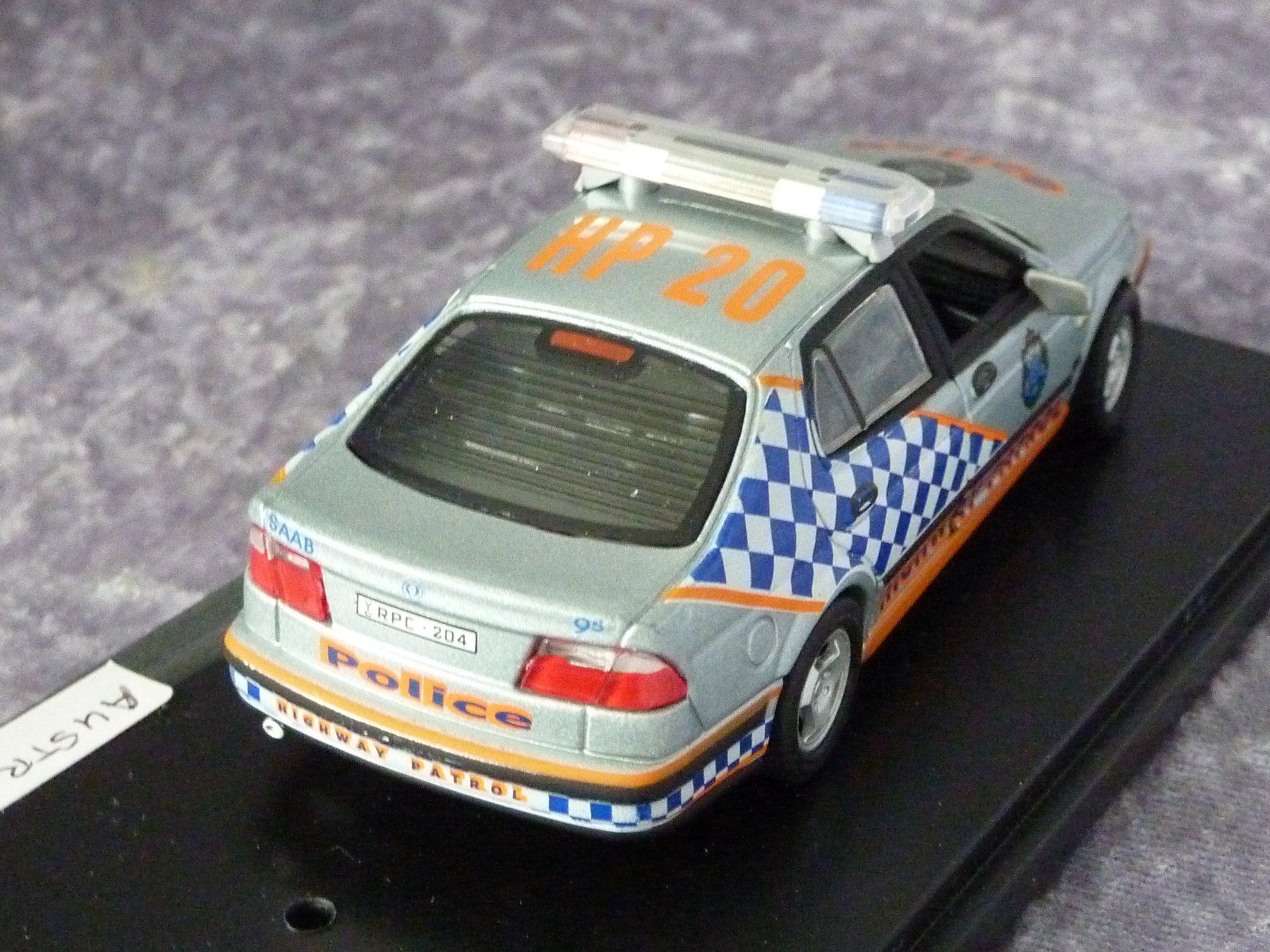 Saab Modellautos: Saab 9-5 Police 1:43 – Neu (gemäss Beschreibung) aus Dürrenäsch von modellautos4you 4