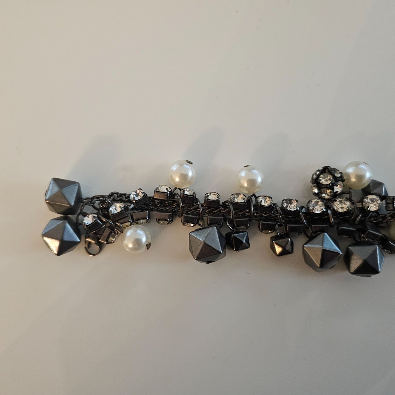 Bracciali & Braccialetti: Schickes Armband mit Perlen und Strass – Nuovo (secondo la descrizione) da wolfhalden venduto da 46464646 3