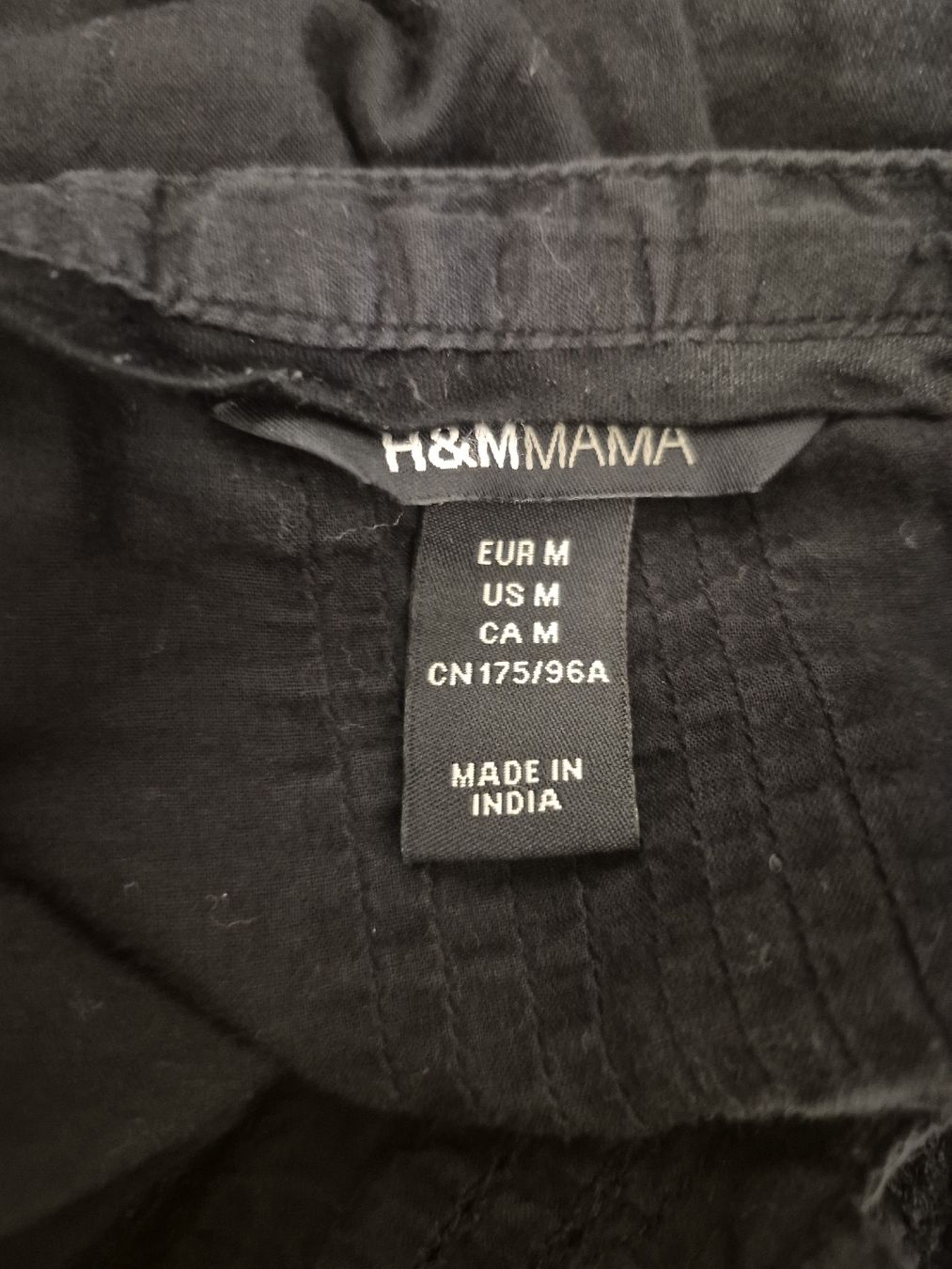 H&M Tuniche: Schwarze Tunika, H&M, Grösse M – Usato da La Neuveville venduto da Vestiaire_2011 3