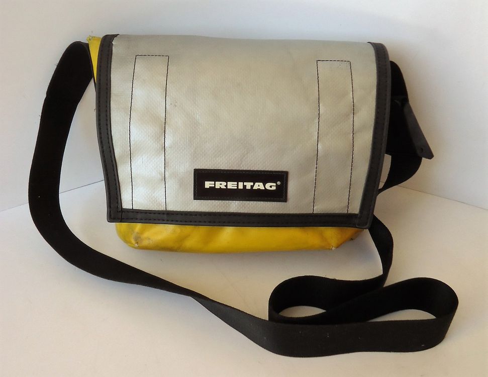 FREITAG® Mess­enger Crossbody Bag mit Schultergurt Kaufen auf Ricardo