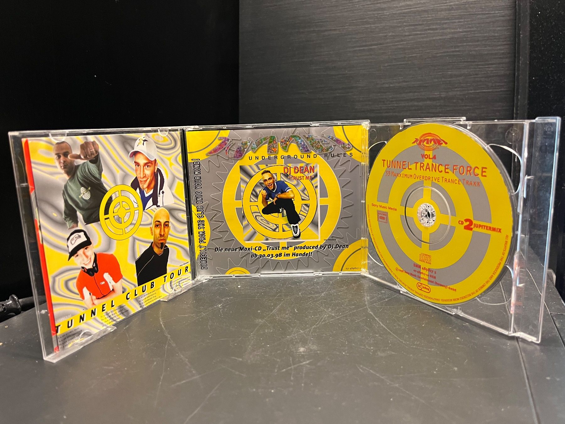 CD: Tunnel Trance Force Vol. 4 - SRA02D – Nuovo (secondo la descrizione) da Küsnacht ZH venduto da musicalheritage.org 3
