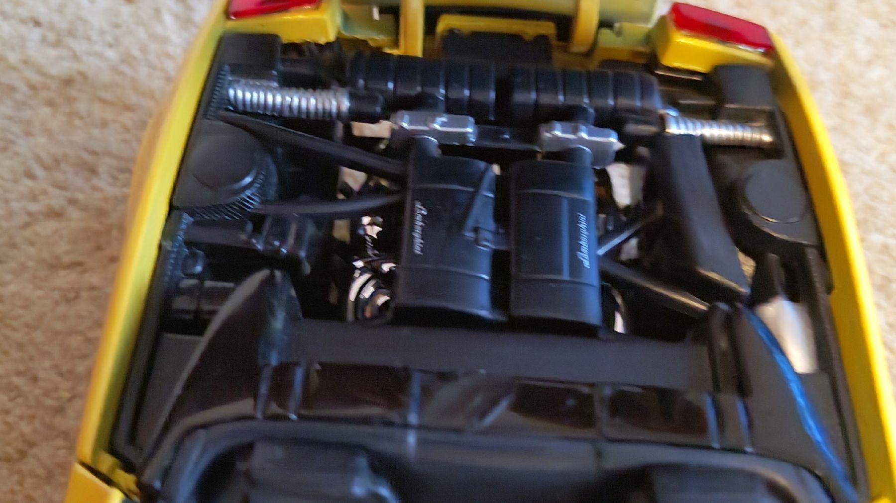 Lamborghini Modellini d'auto: Lamborghini Gallardo Spyder Model, Yellow, Collect! – Difettoso da Glattbrugg venduto da har_jgc7 6