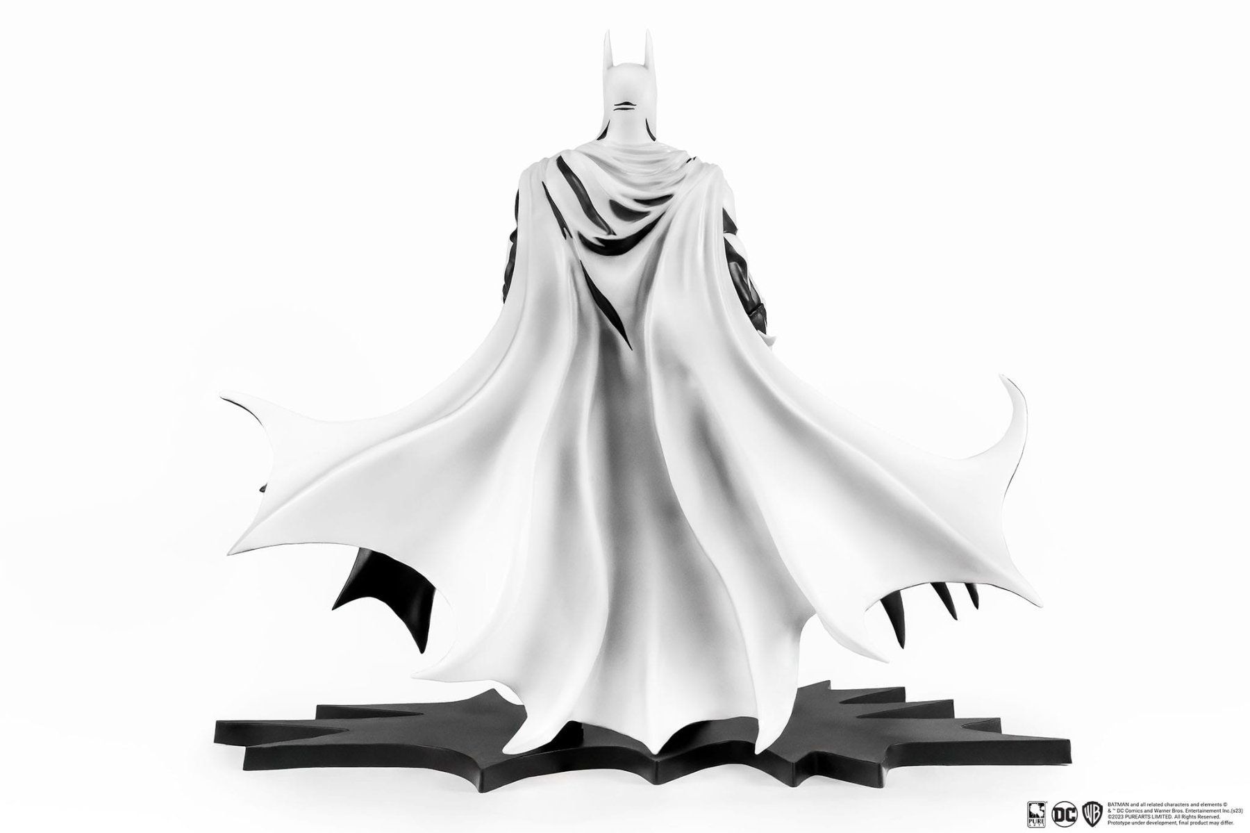 Statuette: Batman PX 1/8 SDCC 2024 Batman Black & White Version 27 cm – Nuovo e nell'imballaggio originale da St-Imier venduto da ATTAKSHOP 4