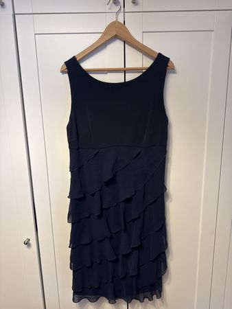 SWING Kleid Dunkelblau Grösse 44 Volantkleid festlich elegan