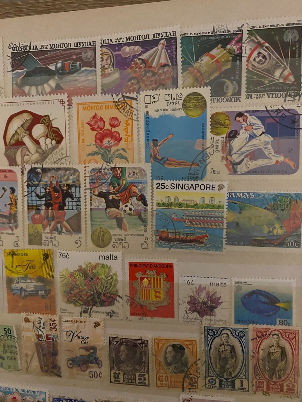 Tutti i francobolli: Briefmarken-Sammlung aus aller Welt, – Usato da matten b. interlaken venduto da jfran17 2