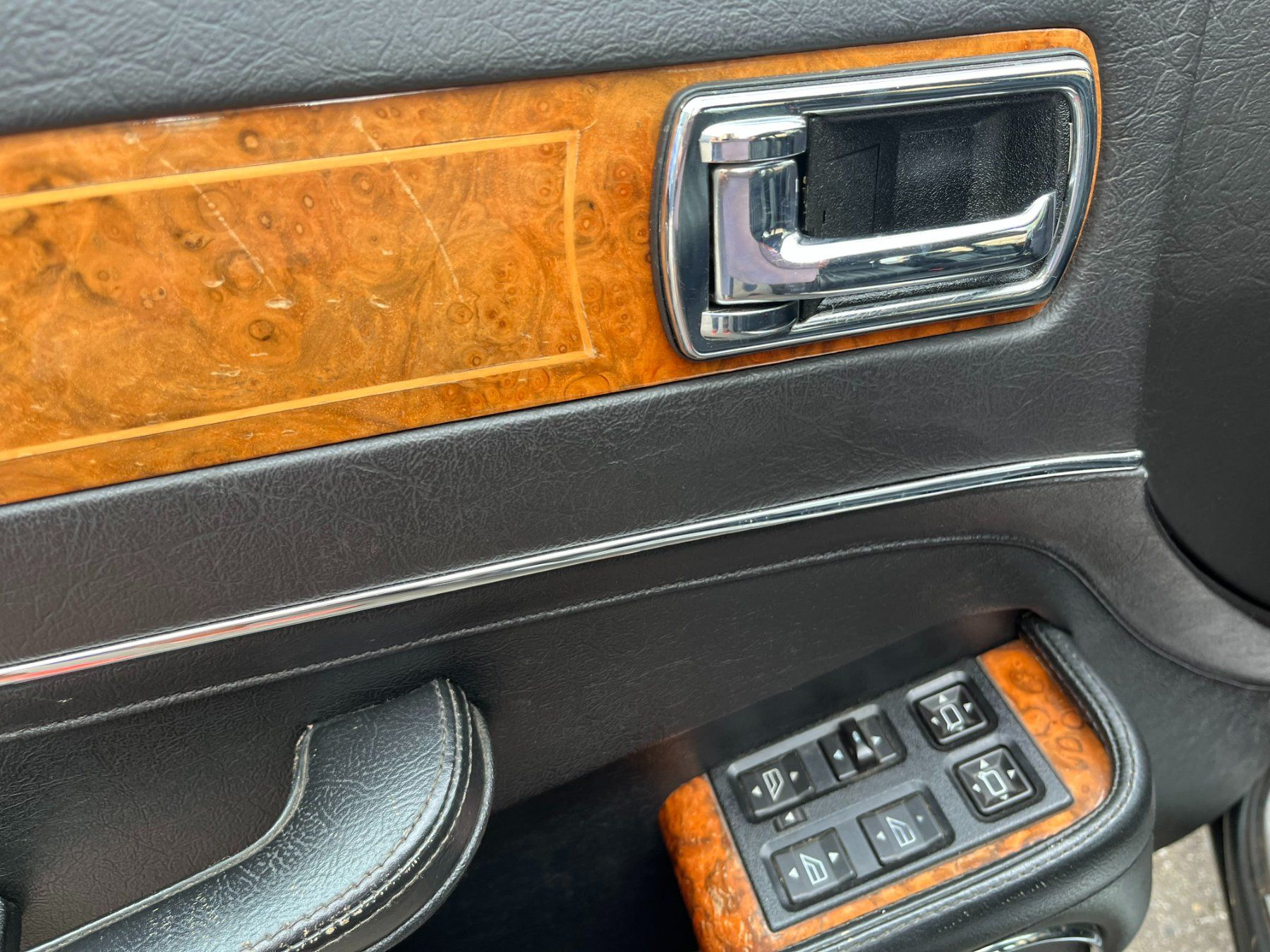 Daimler Autos: DAIMLER 4.0l – Gebraucht aus Bützberg von luna_062007 6