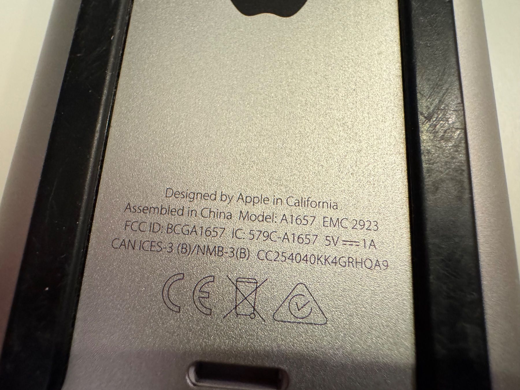 Apple Claviers: Apple Magic Keyboard und Magic Mouse gebraucht Zustand – D'occasion à Gams par siramelina 1