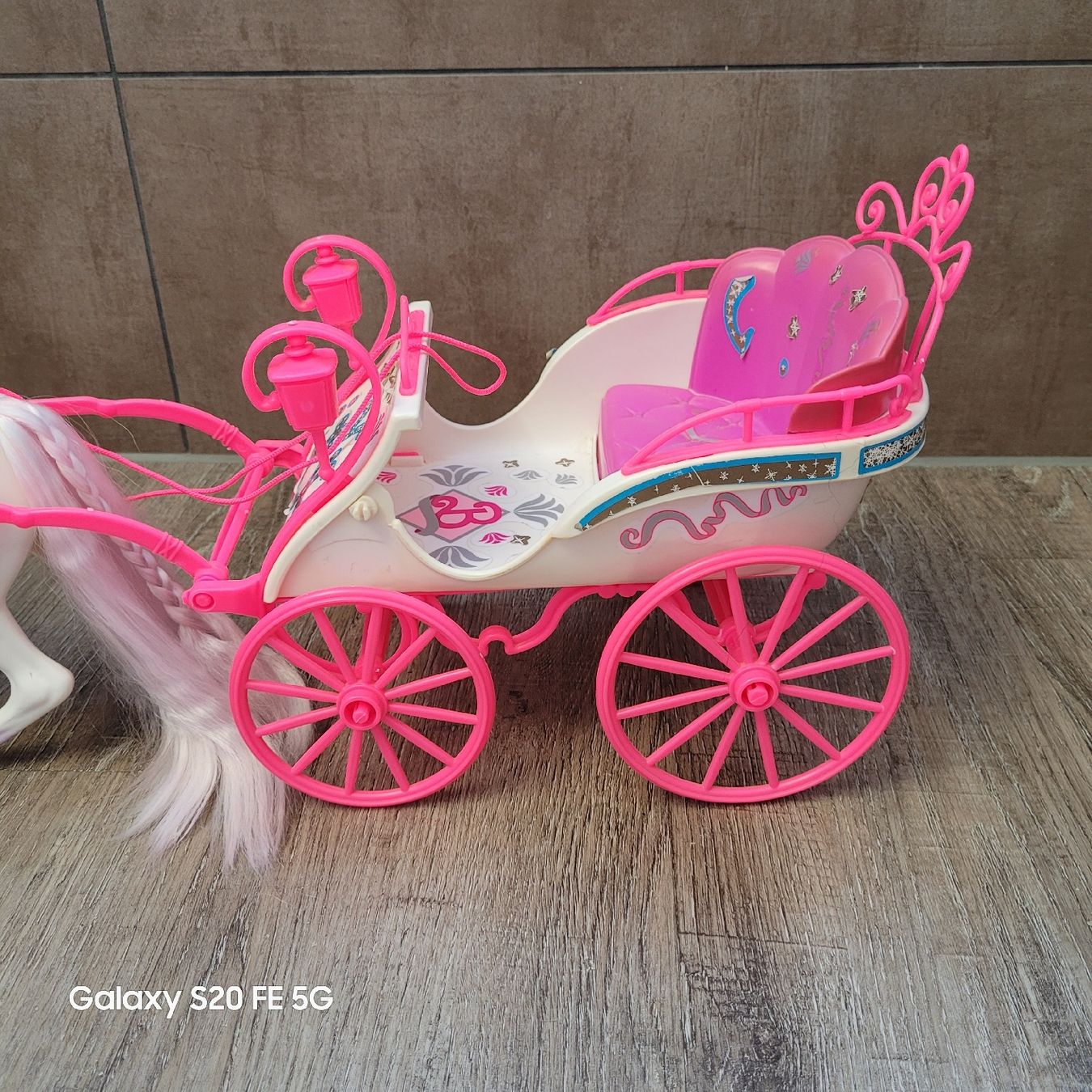 Giocattoli: Barbie Pferd Diva/Rosebud mut Kutsche – Usato da Niederbuchsiten venduto da klengyel 9
