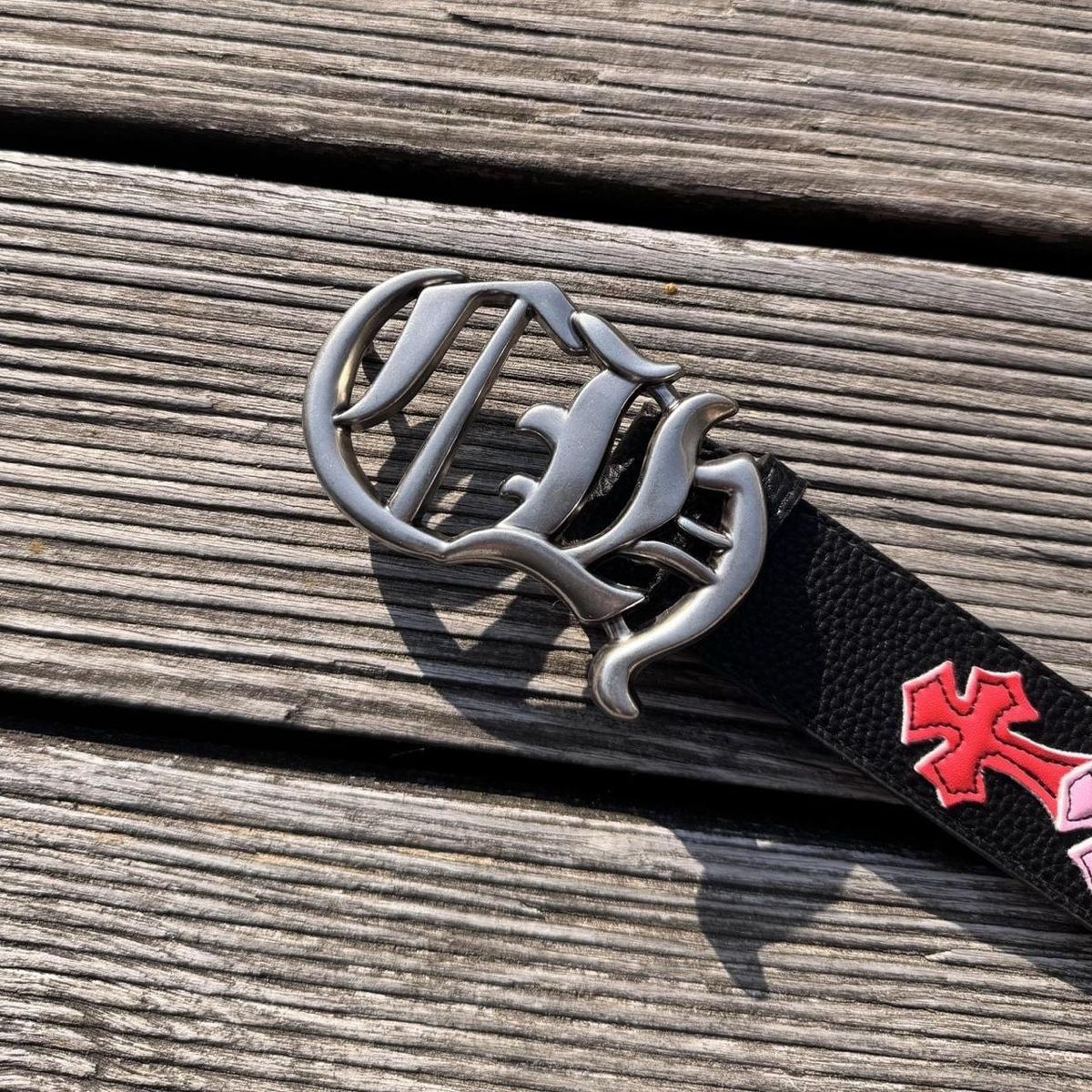 Chrome Hearts Cinture: Colorful Gothic Cross Belt - Black – Nuovo e nell'imballaggio originale da Caviano venduto da reselleo21 2