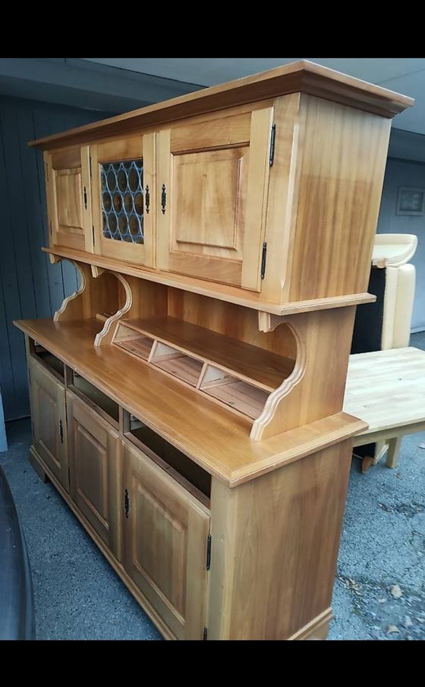 Credenze: Antiker Buffet – Usato da Bern venduto da Berna22 2