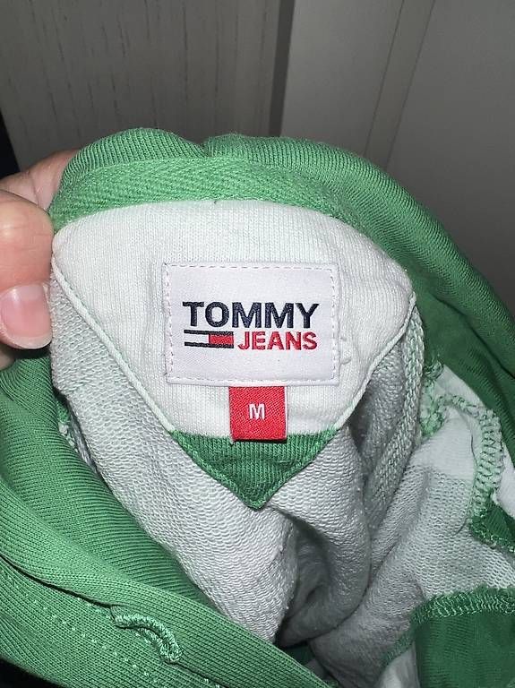 Tommy Hilfiger Maglioni & Felpe: Crop Pulli Tommy Hilfiger – Nuovo (secondo la descrizione) da Wolhusen venduto da Mooninx 1