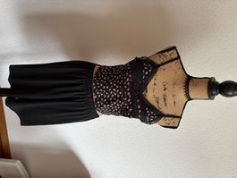 Spaghettitrager Top Blumenmuster Schwarz Spitze M