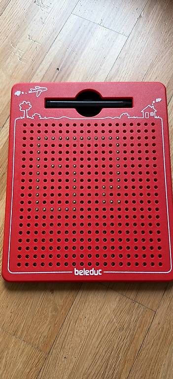 Jouets: Beleduc, magisches Zeichenbrett – D'occasion à Zürich par Shredmaster