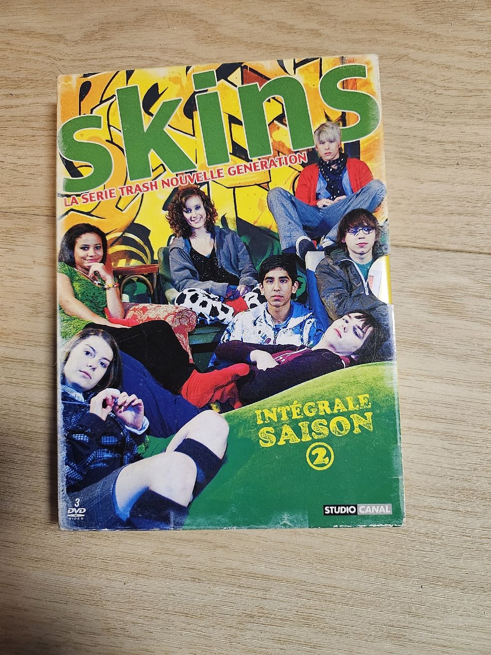 Alle DVDs: Coffret DVD Skins Saison 2 Intégrales – Gebraucht aus La Joux FR von car_ck96