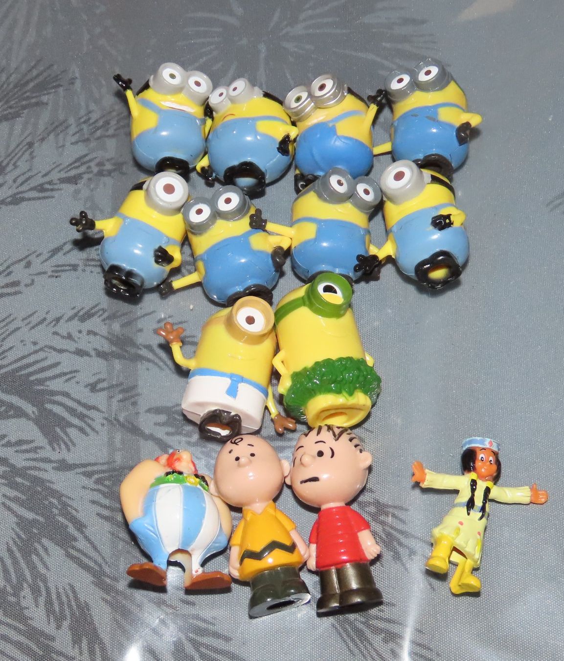 Matite, matite colorate & gessi: Lot de 14 figurines diverses: accessoires crayons – Nuovo e nell'imballaggio originale da Troistorrents venduto da Marion70
