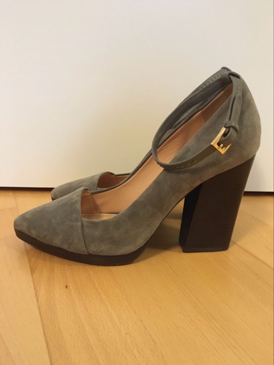 Tory Burch Scarpe da donna: Tory Burch Pumps in Grau, Gr. 38.5 – Usato da Zürich venduto da MonGusta 1