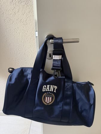 GANT Sporttasche dunkelblau NeU