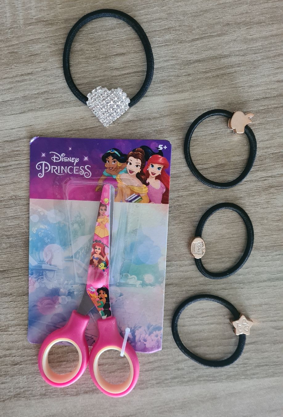 Disney Accessori per capelli: ORIGINAL"Disney" Princesse/Cheveux/bracelets(env1fr) – Nuovo e nell'imballaggio originale da Etoy venduto da MyStyleMyMode