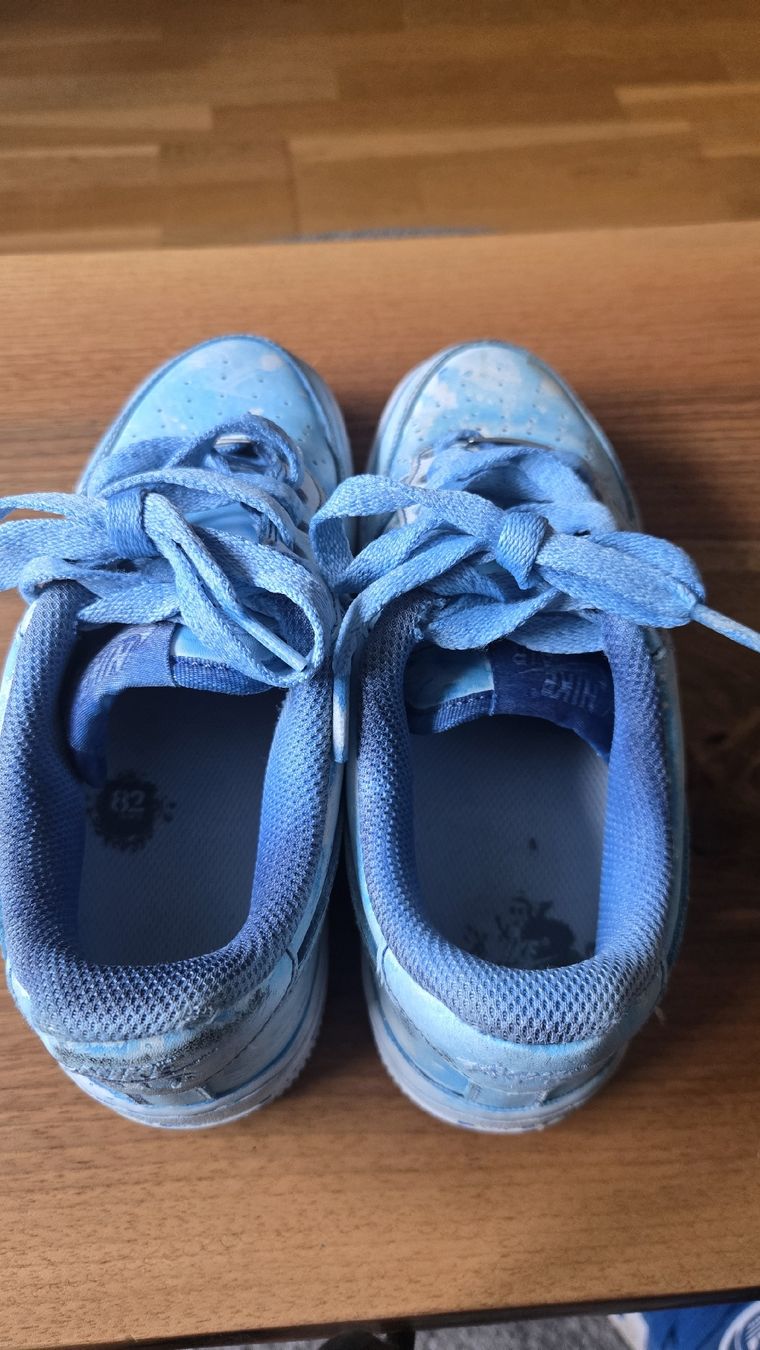 Nike Scarpe da uomo: Nike Air Force 1 unikat gr.36.5 – Usato da Zürich venduto da Deesay 4