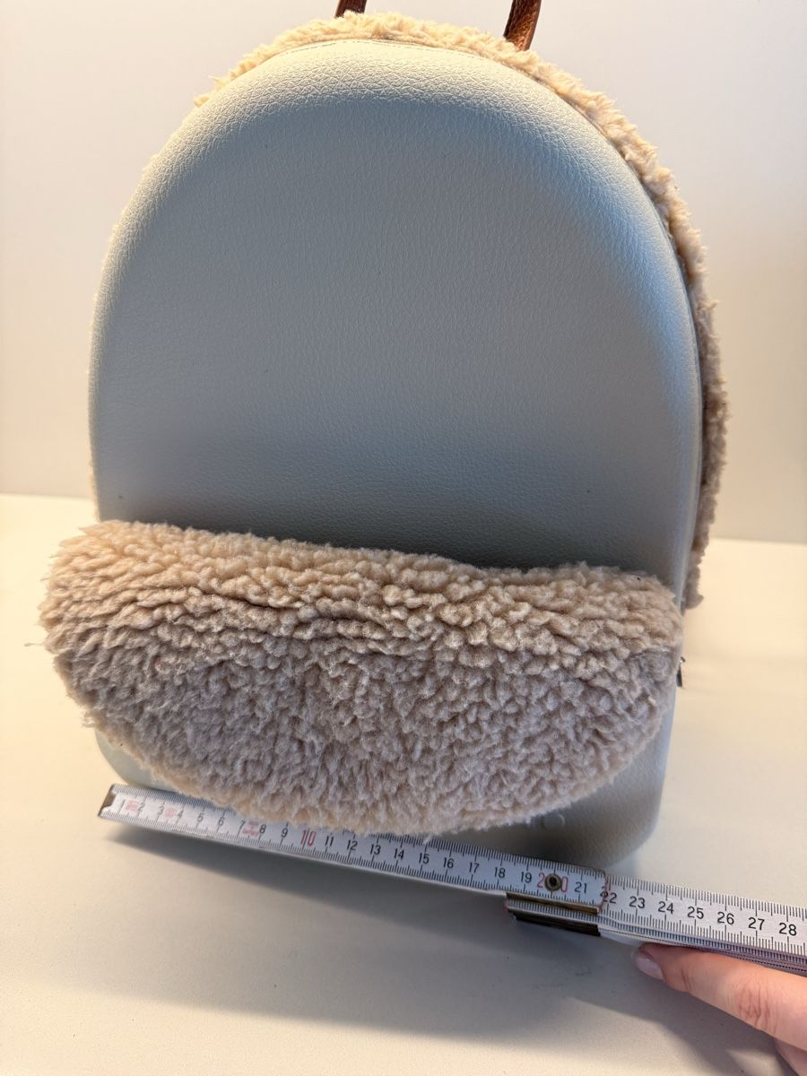 Zaini: Justo Rucksack mit Teddyfellbesatz beige braun backpack – Usato da Staad SG venduto da Chirrari 1