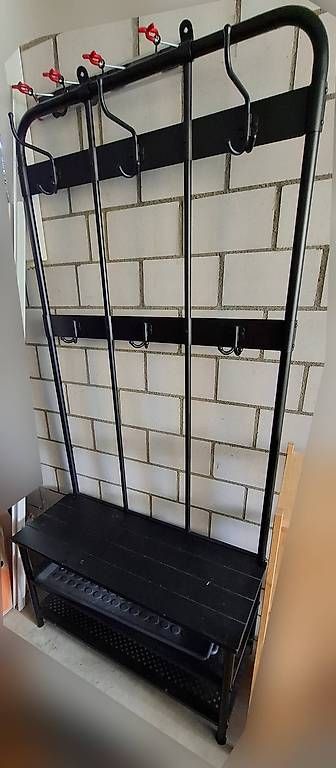 Garderobe: IKEA Garderobenständer – Gebraucht aus Pfyn von Lzar 1