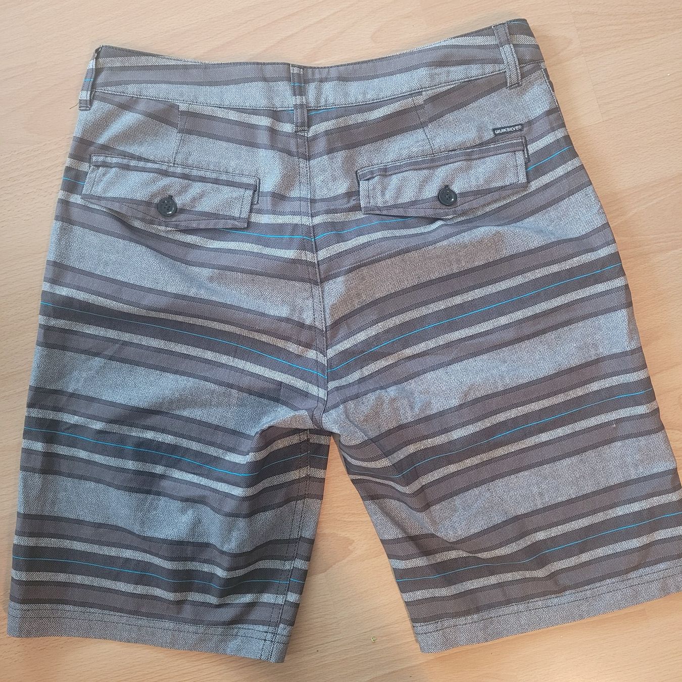 Quiksilver Pantaloni: Shorts Quicksilver gr 40 – Nuovo (secondo la descrizione) da Winterthur venduto da Flomal 1