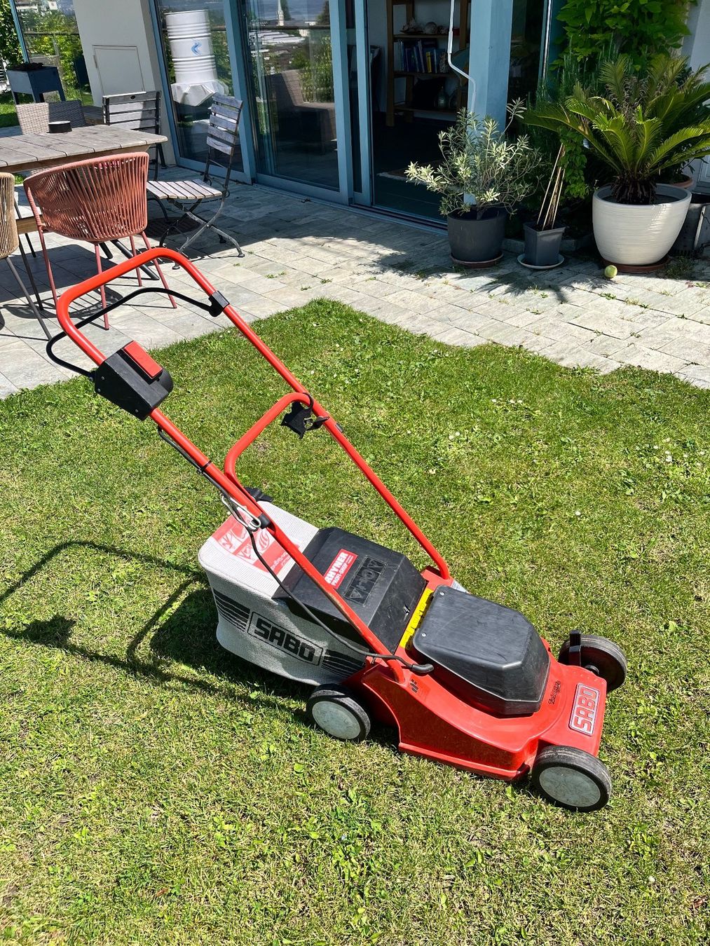 Tagliaerba: Shabo Electric Lawnmower - Excellent Condition, Red! – Usato da Erlenbach ZH venduto da waage77 1