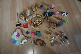 diverse kleine Tiere und Zubehör zum spielen