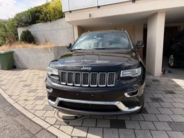 Jeep Grand Cherokee Summit mit 3.5to Anhängelast