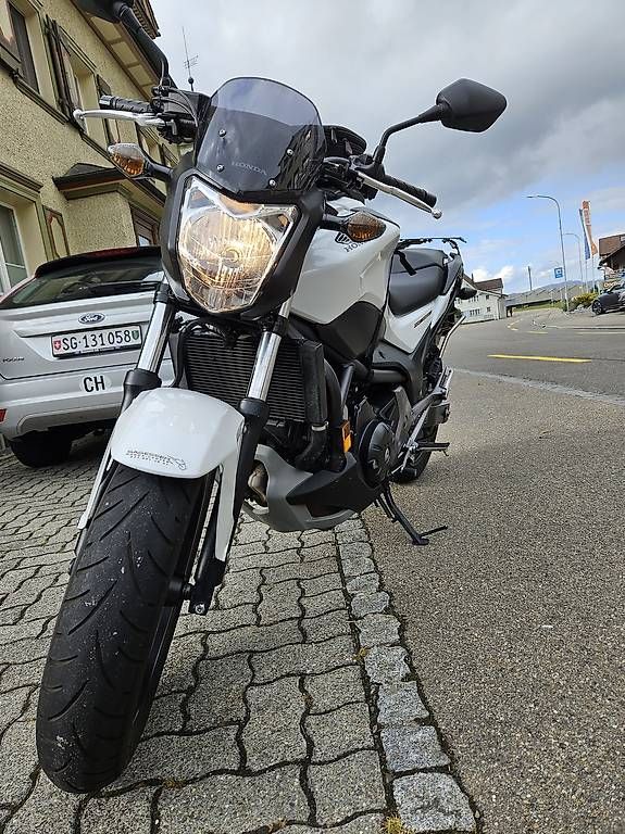 Honda Strada: Honda NC750 SA – Usato da Zürich venduto da gio_o