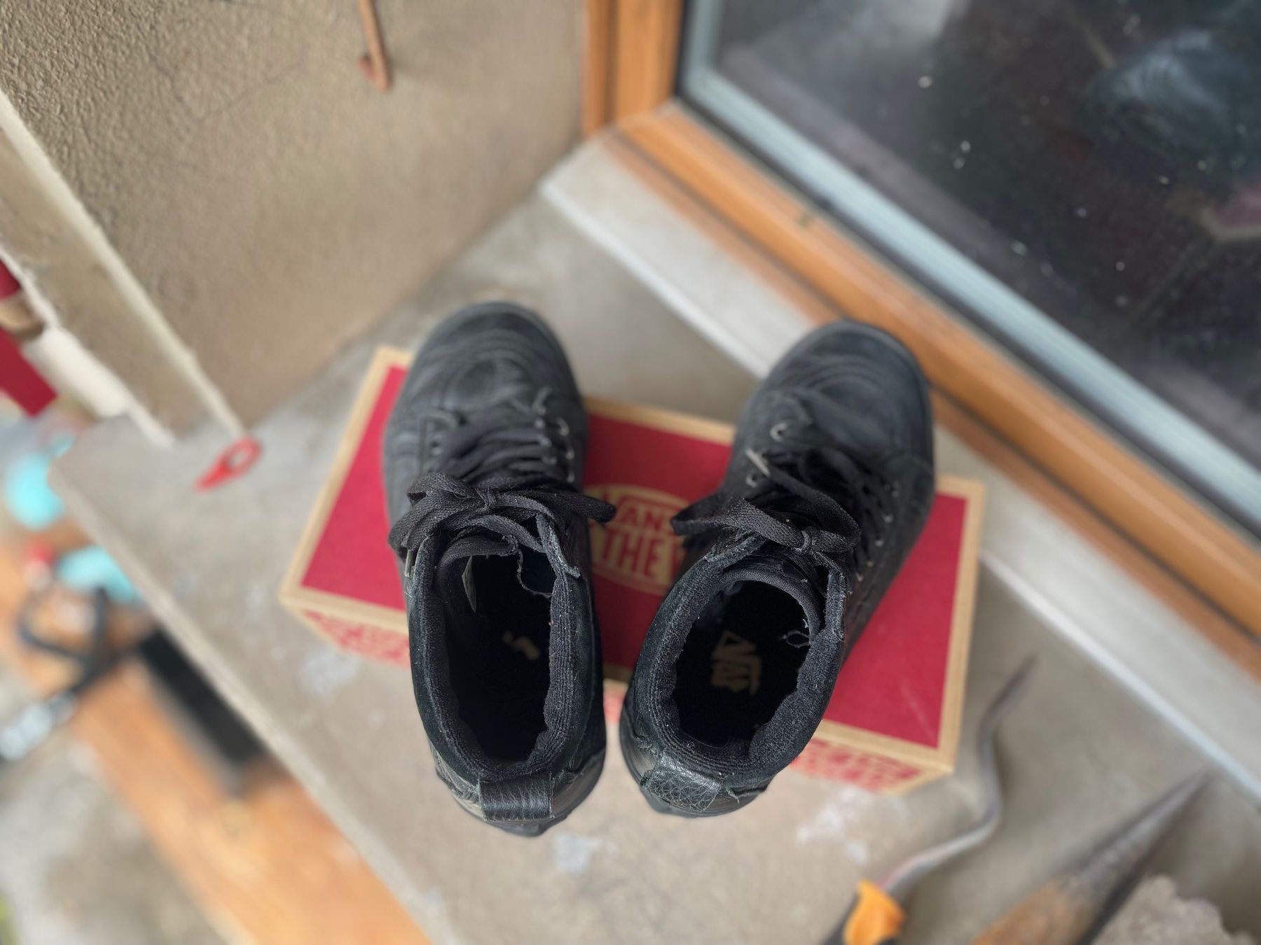 Vans Herrenschuhe: Vans Leather Sneakers Size 38,5 – Gebraucht aus Vollèges von kat_fz2v 2