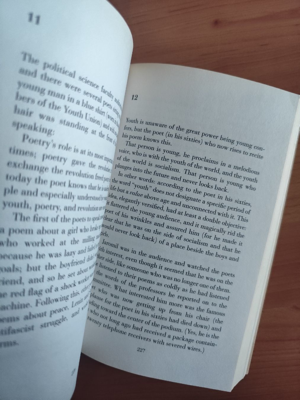 Libri: Life Is Elsewhere Milan Kundera  – Usato da Mägenwil venduto da VintageGirly 3