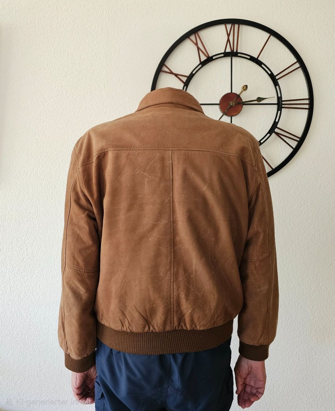 T-shirt: Lederjacke, Herrenbekleidung. – Usato da Bätterkinden venduto da far_f282 1
