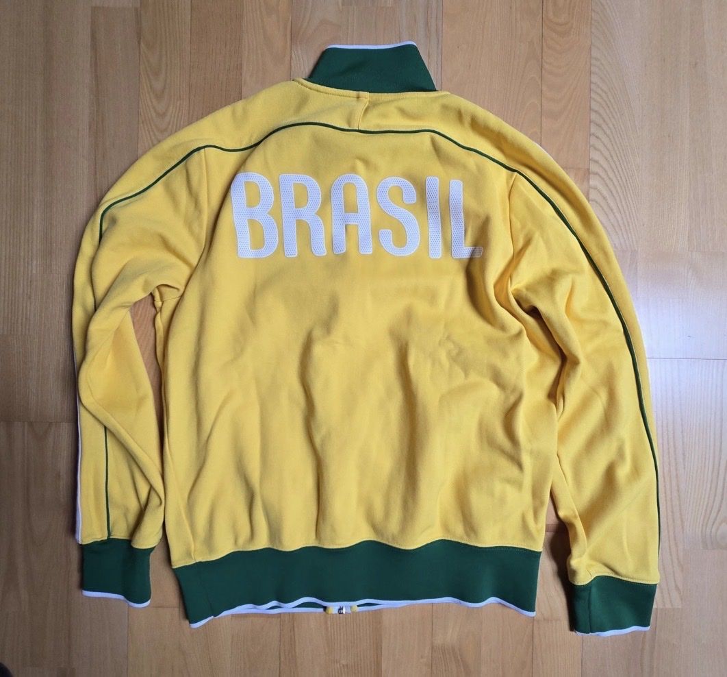Nike Giacche: Brasilien Jacke 2010 Grösse M – Nuovo (secondo la descrizione) da St. Gallen venduto da ome_g8v2 1