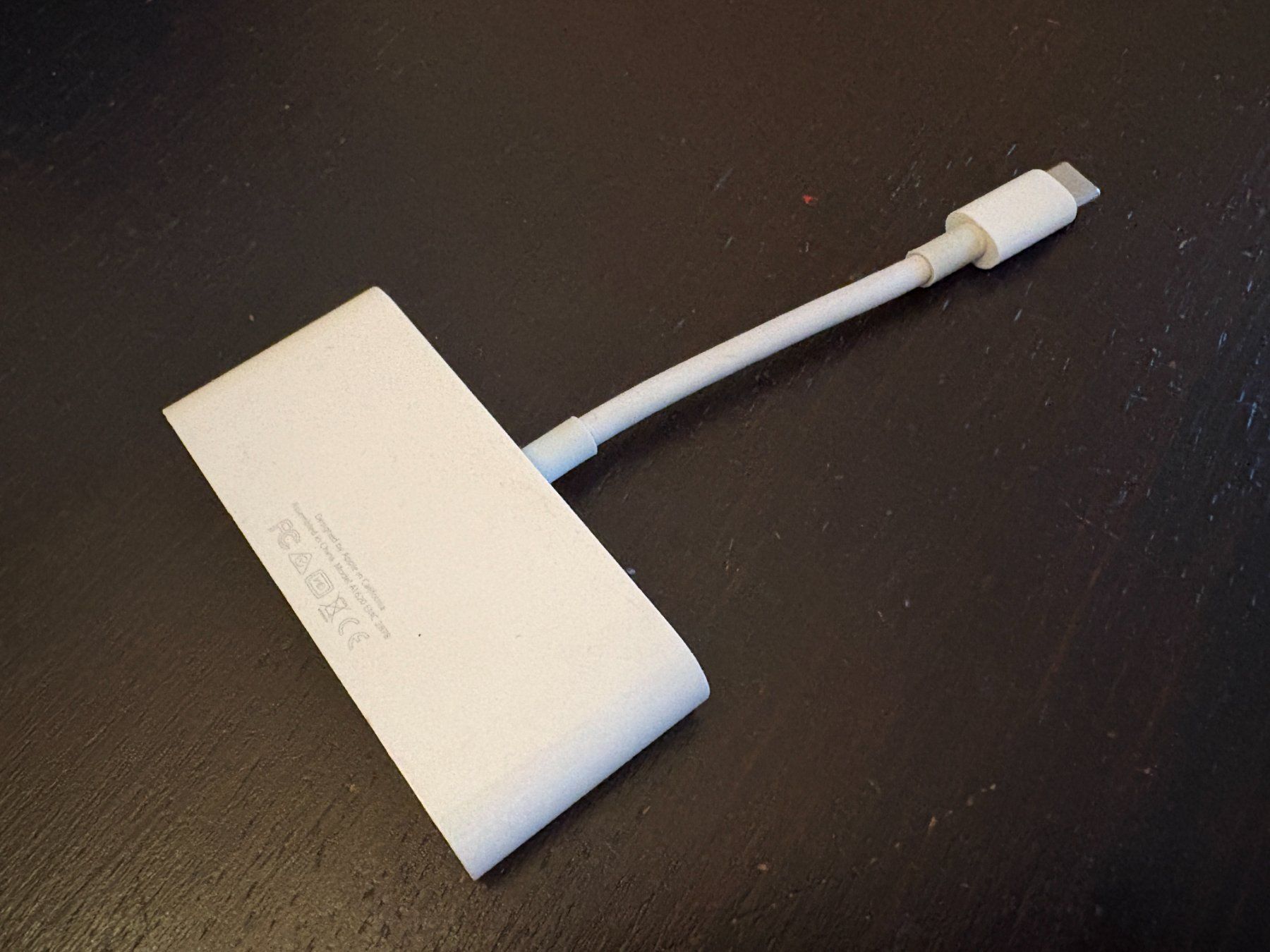Apple Unità & Adattatore: Apple Multiport Adapter USB-C / VGA / USB-A // MJ1L2ZM/A – Usato da Zürich venduto da Malf_007 3