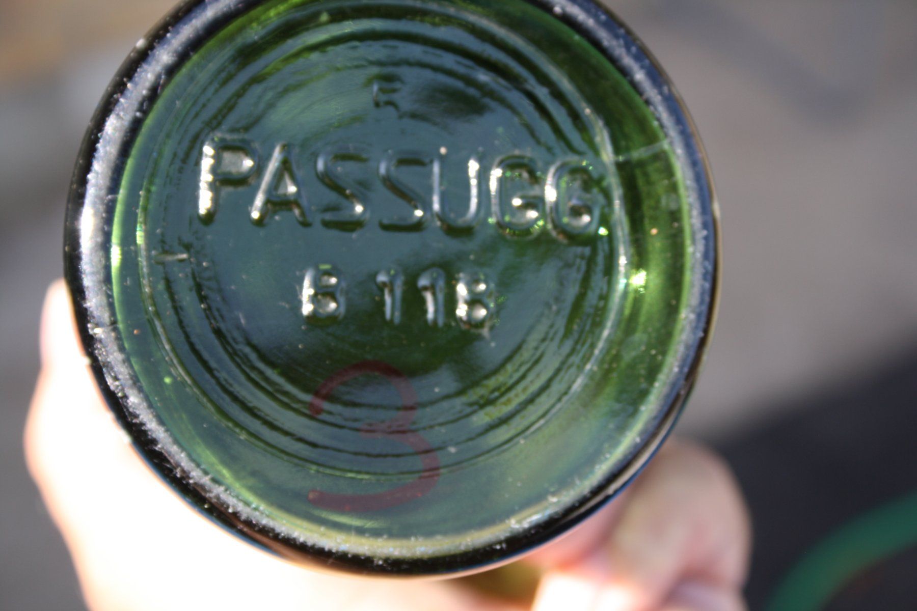 Gläser, Krüge & Flaschen: PASSUGGER BÜGELFLASCHE – Gebraucht aus Wauwil von Pneuedy 6