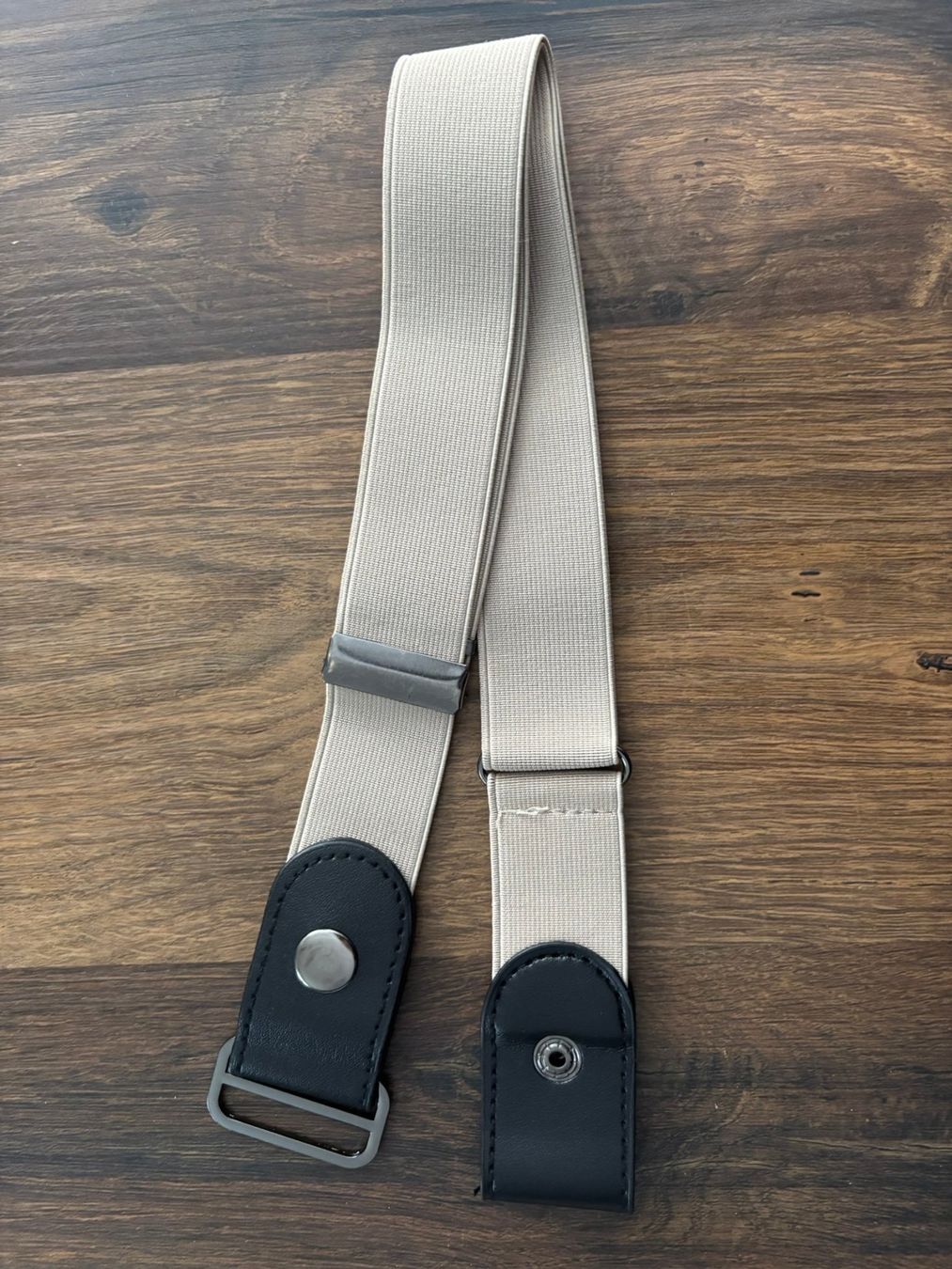 Gürtel: Schnallenfreier Stretch Gürtel hellbeige - Neu – Neu und originalverpackt aus Kleinandelfingen von Baba23