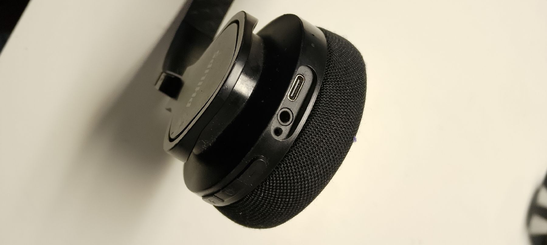 Philips Cuffie: Philips Bluetooth Kopfhörer  – Usato da Biel/Bienne venduto da Vintage-timearts 1