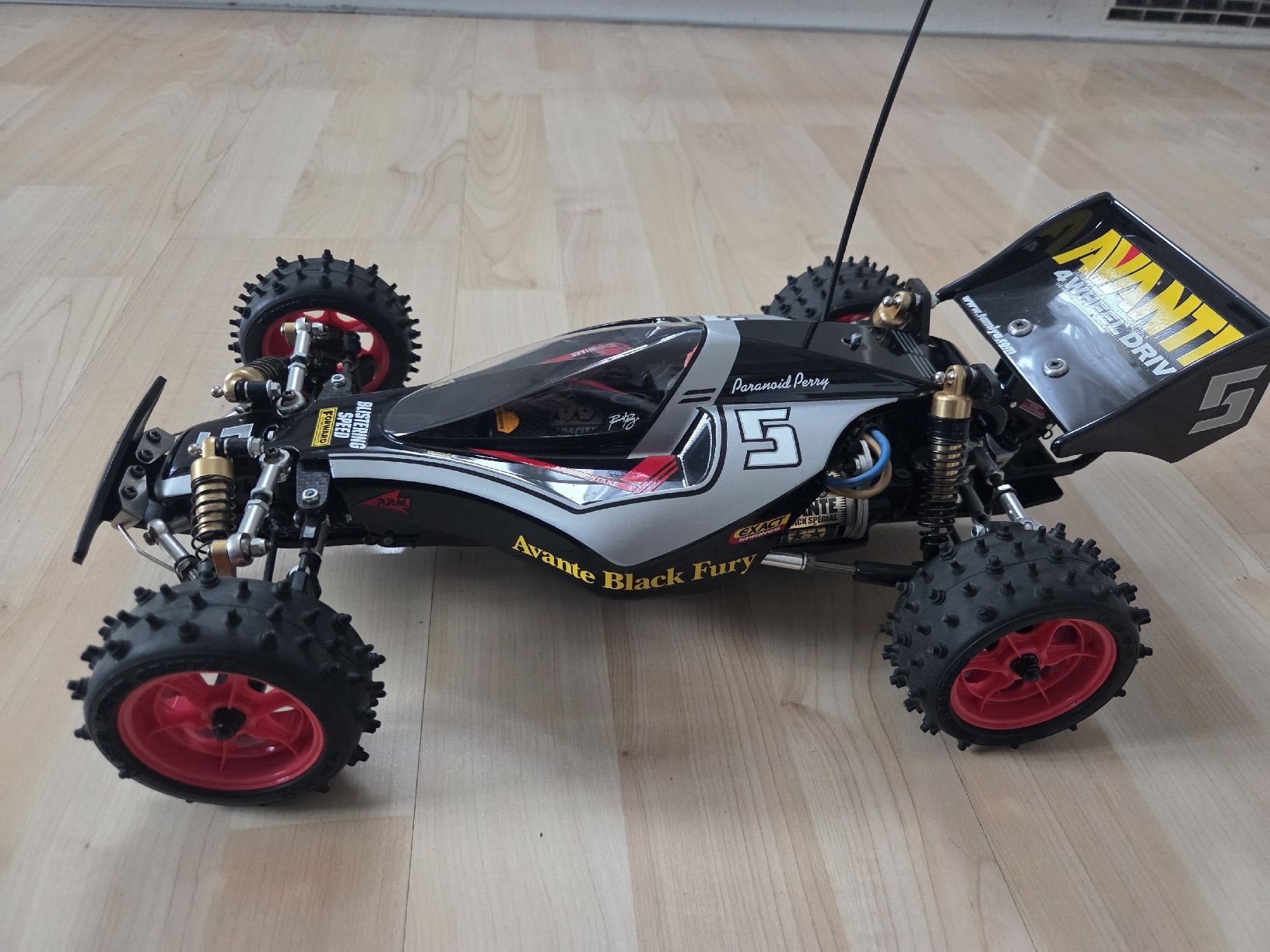 Tamiya Modellismo RC: Tamiya Avante Black Edition – Nuovo (secondo la descrizione) da Reichenburg venduto da BEFunPower 1