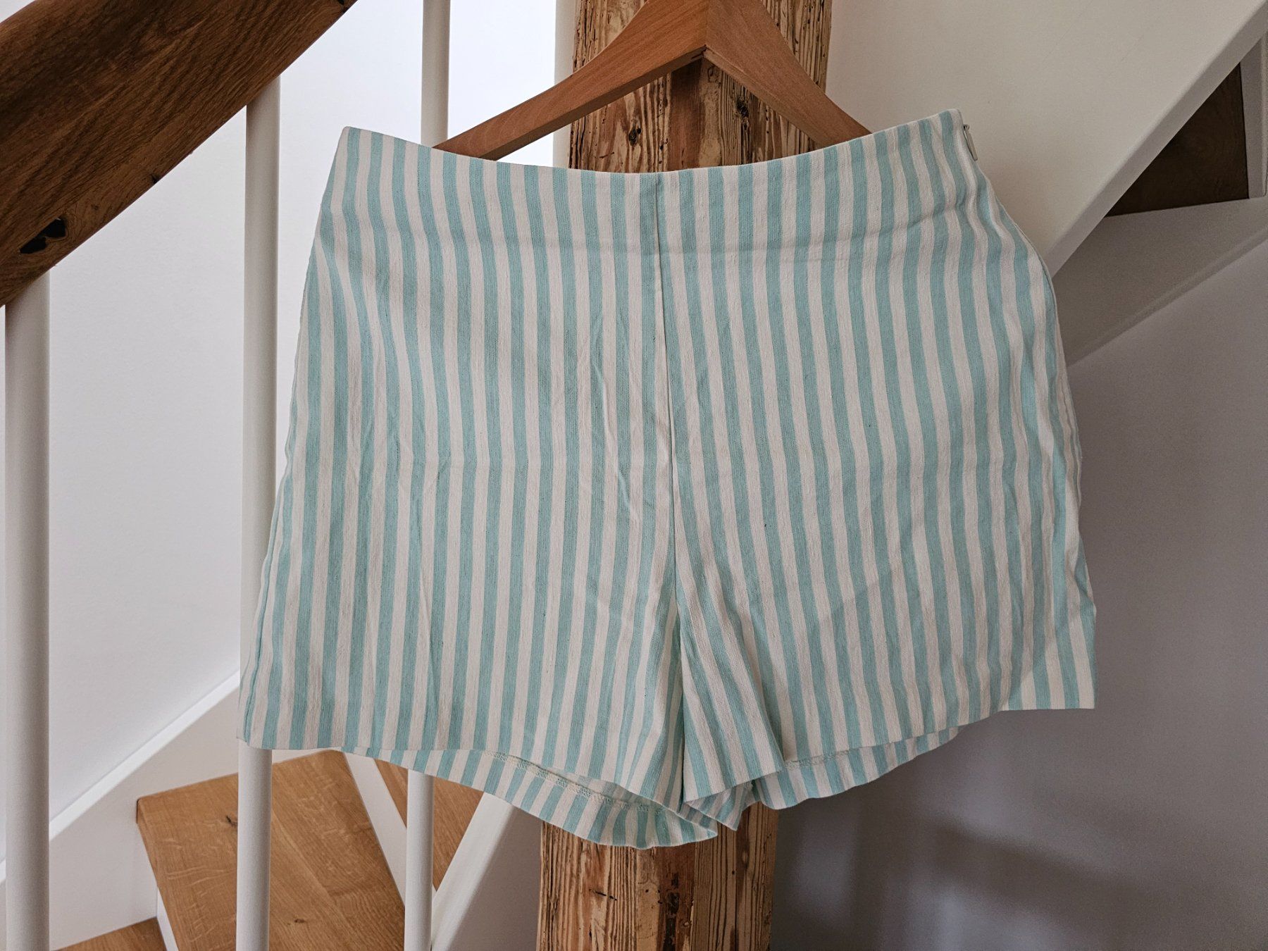 Mango Pantaloni: Shorts von Mango, Gr.38 – Nuovo (secondo la descrizione) da Steinebrunn venduto da sassi31