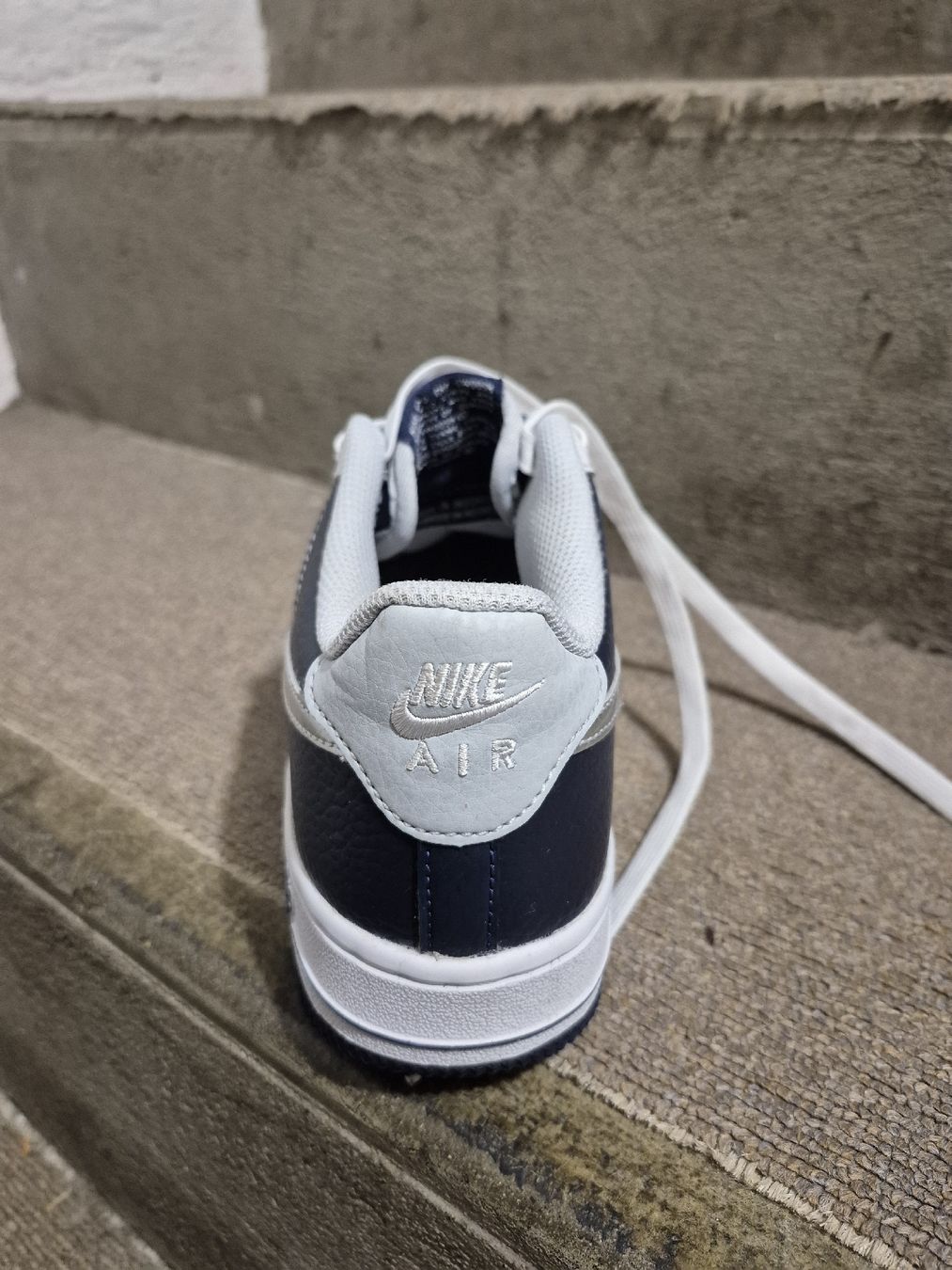 Scarpe per ragazzi: Nike Schuhe – Usato da Winterthur venduto da Lumi11 1