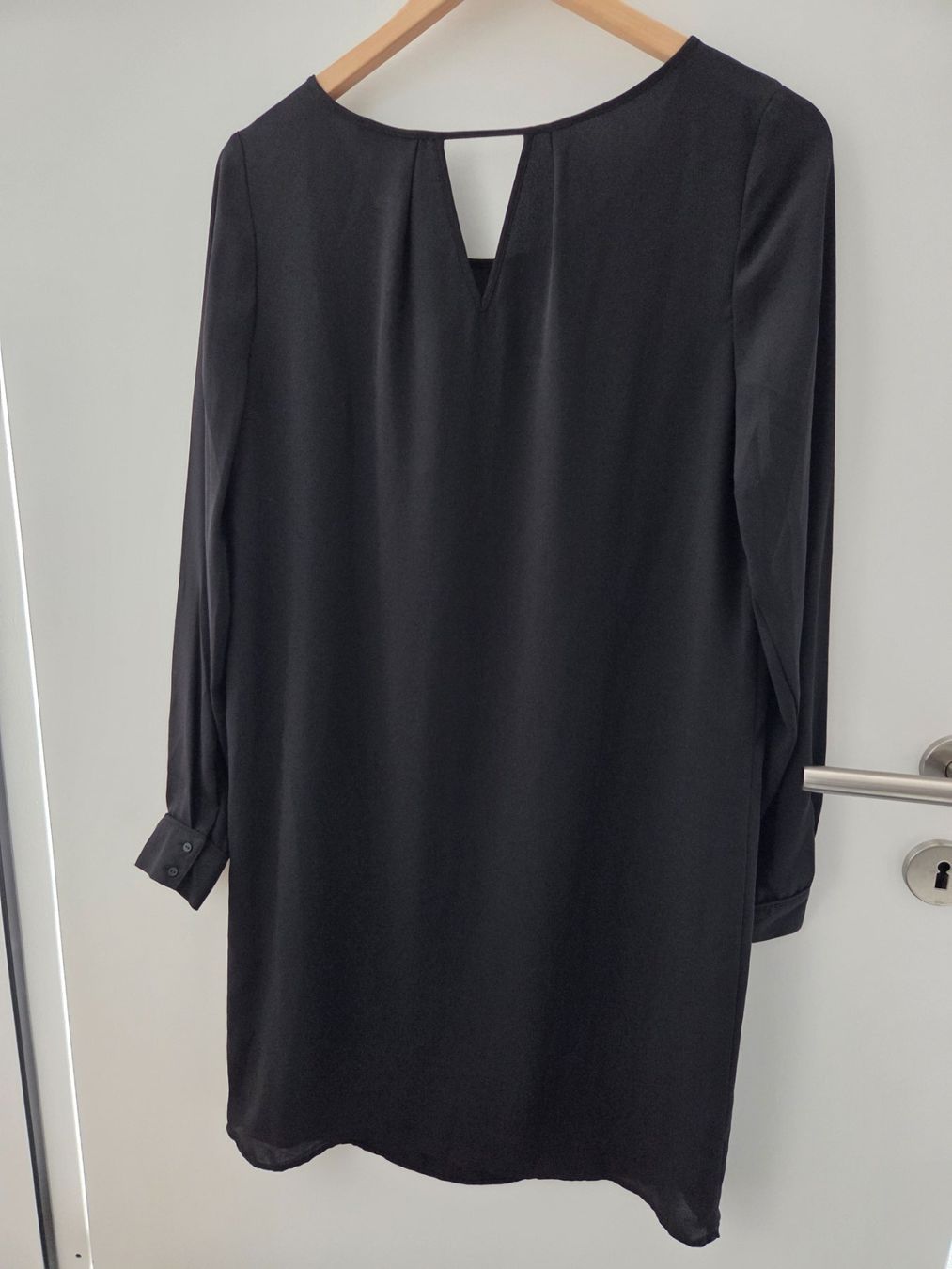 La Redoute Vestiti: Schwarzes Langarmkleid Gr. 34 – Nuovo (secondo la descrizione) da Kriens venduto da ..stx.. 1