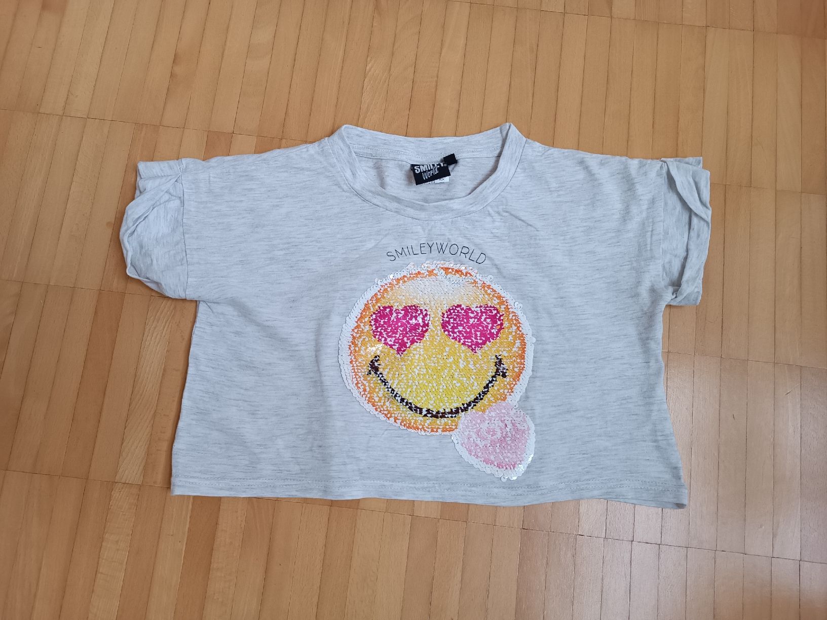 Lotti & Set di vestiti: 24-teiliges Kleiderset – Usato da Basel venduto da mon_7m8h