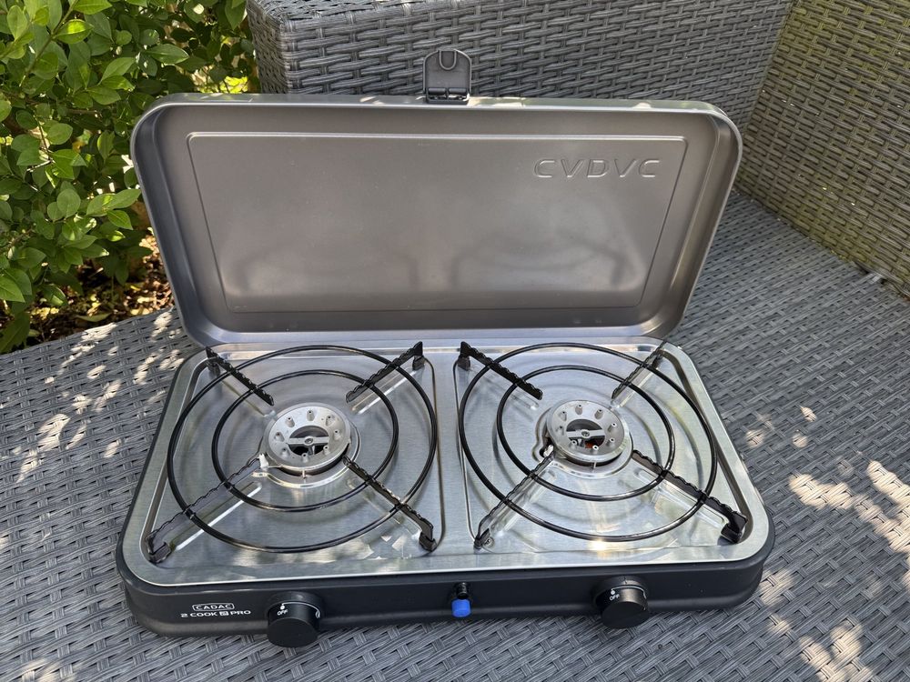 NGB-200C Edelstahl Gaskocher 2 flammig mit Deckel Propan Campingkocher