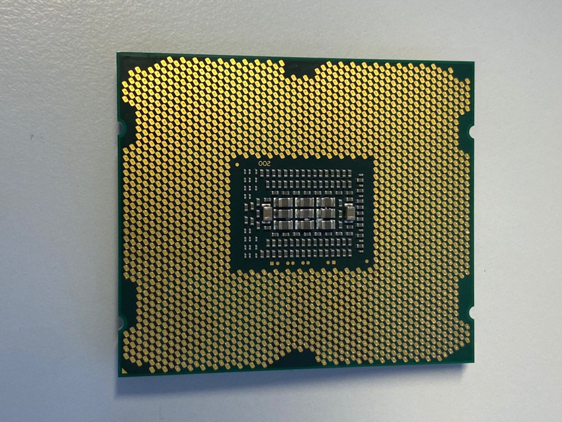 Intel Componenti elettronici: Intel E5-2650L – Usato da Zizers venduto da Digitag0