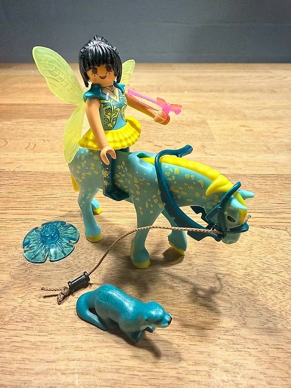 Playmobil Giocattoli: Playmobil Wasserfee mit Pferd Aquarius 9137 – Usato da Horw venduto da nadine_zieht_um