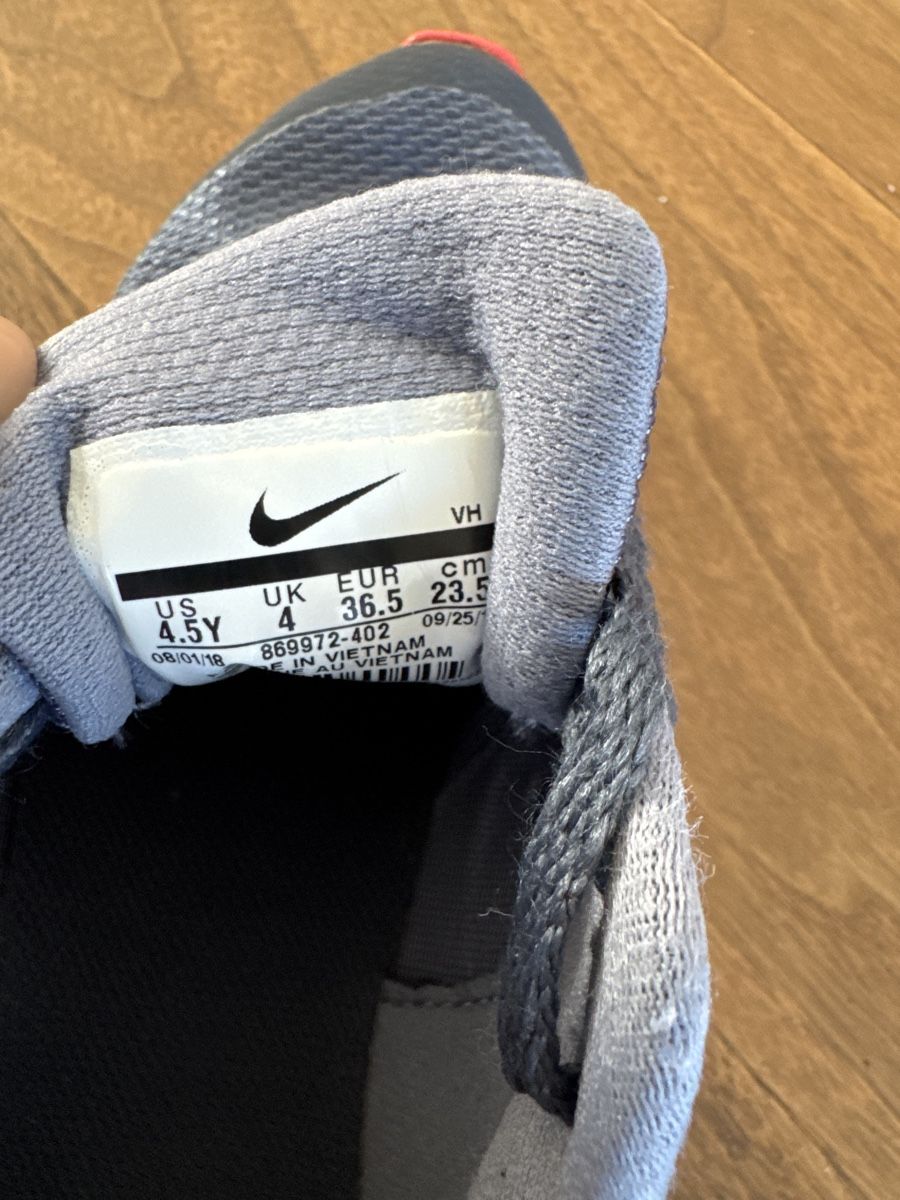 Nike Scarpe per ragazze: Nike Laufschuhe Grösse 36.5 – Usato da Biel-Benken BL venduto da mvazquezf 5