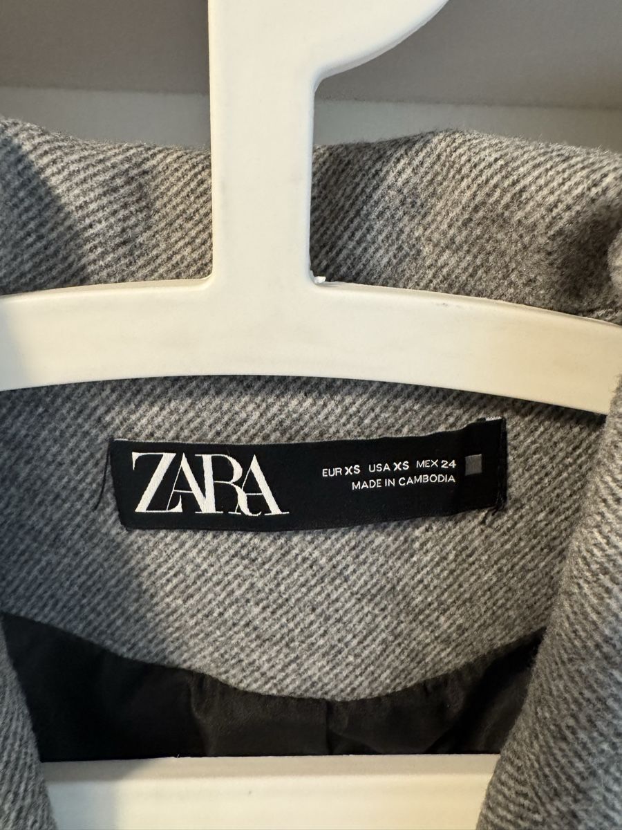 Zara Mäntel: Mantel – Neu (gemäss Beschreibung) aus Dottikon von RomanVer 1