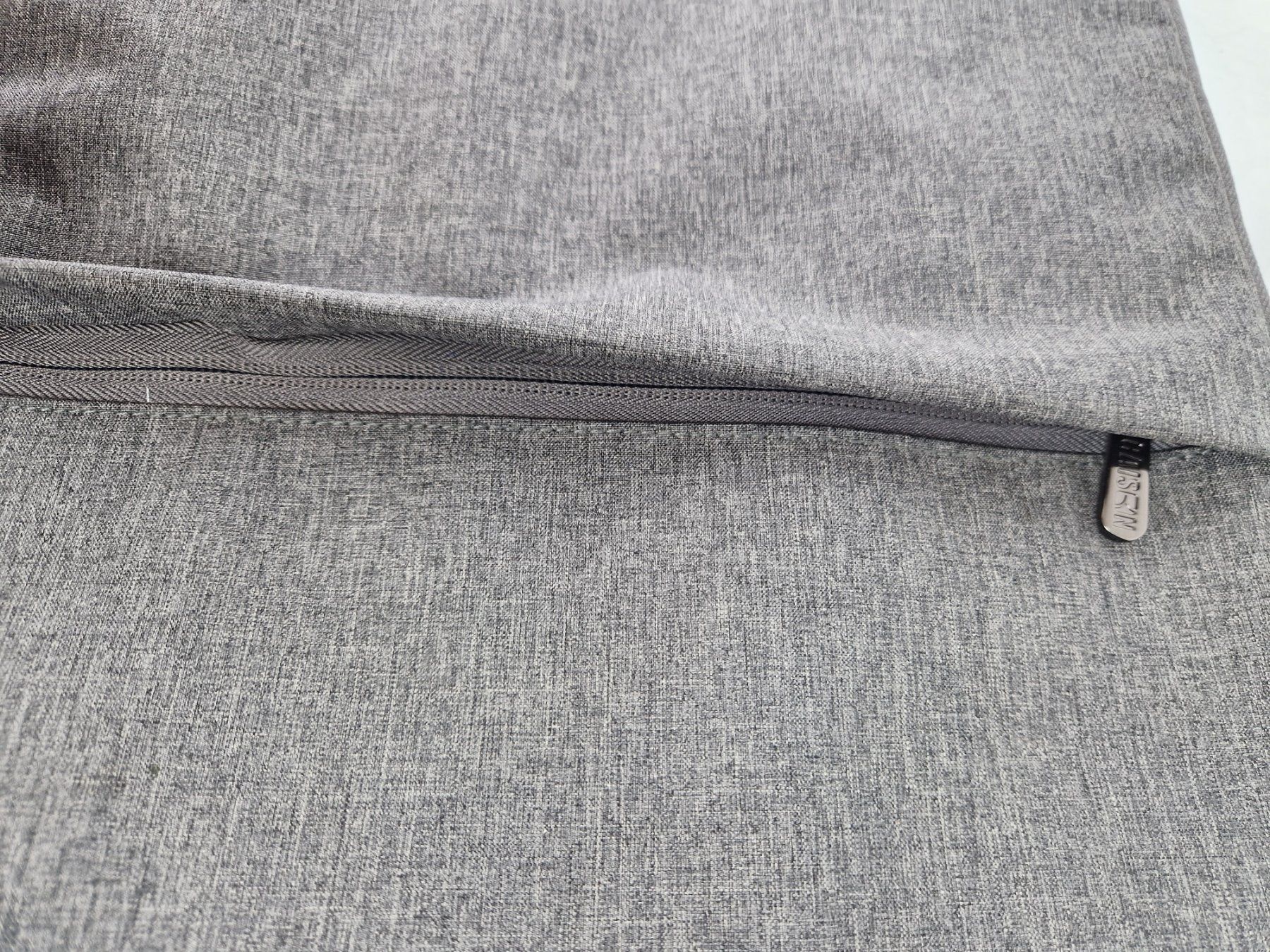 Taschen: CAISON Laptop Hülle grau – Gebraucht aus Muhen von Restwert_Muhen 1