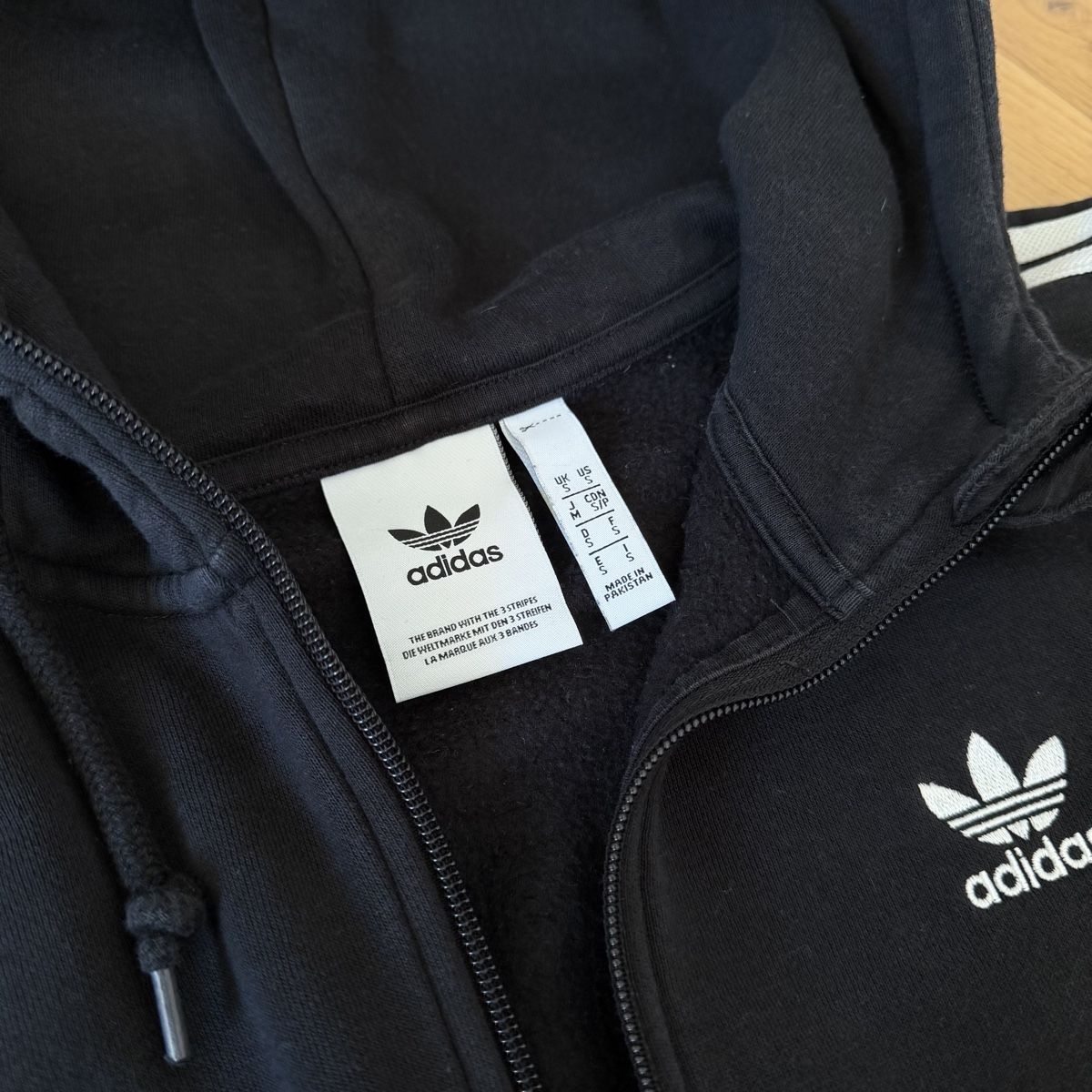 Adidas Pullover & Sweatshirts: Adidas Pullover - Grösse S – Gebraucht aus Glis von lou.fr 2